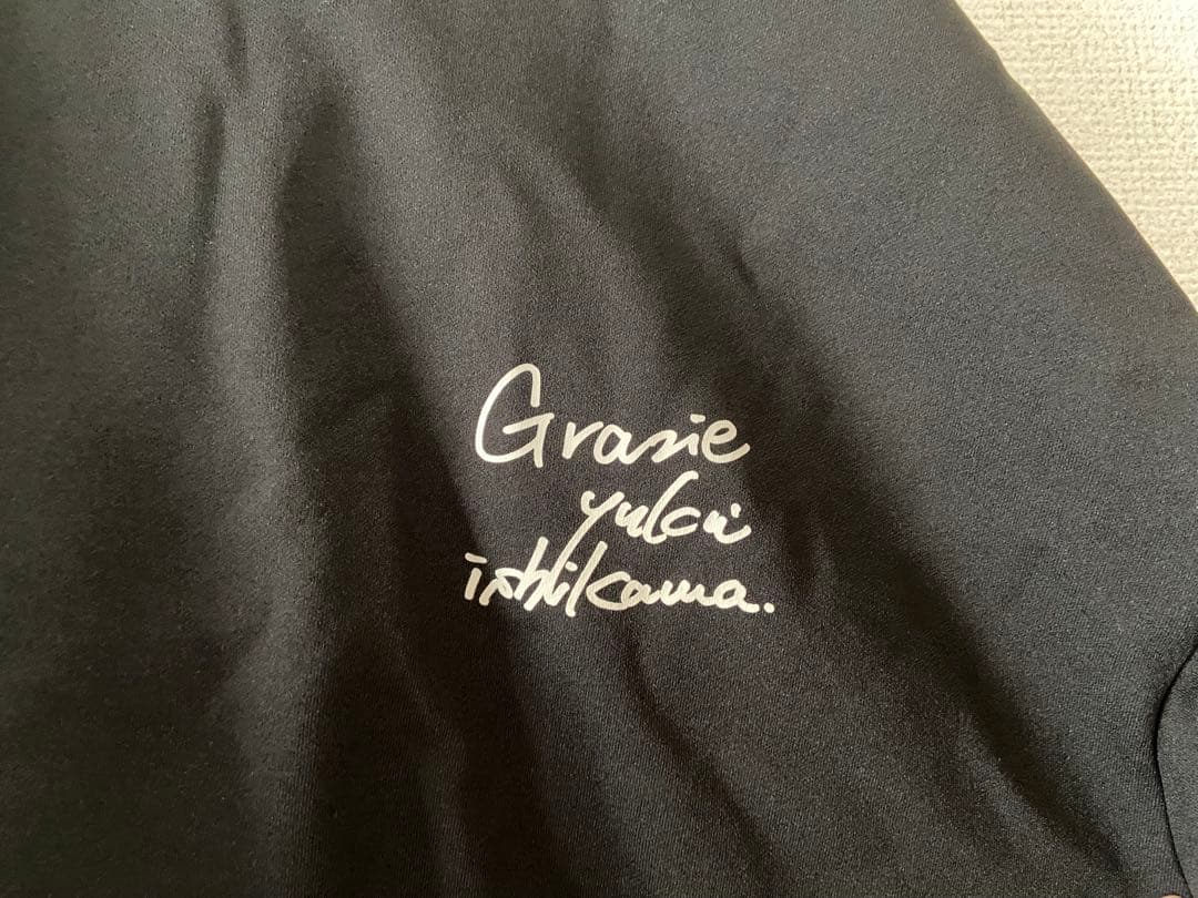 石川祐希選手 DESCENTE コラボスウェット