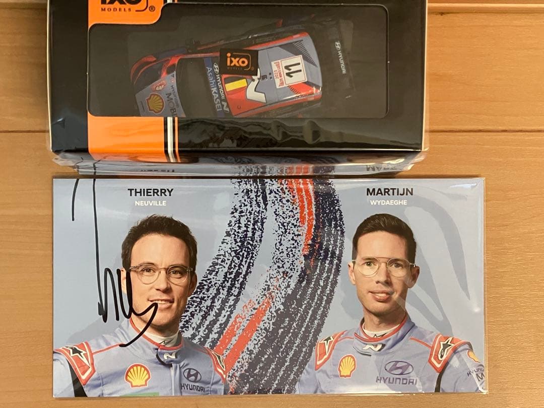 1/43 ヒョンデi20N WRC Rally1 ヌービル選手サイン入りカード付
