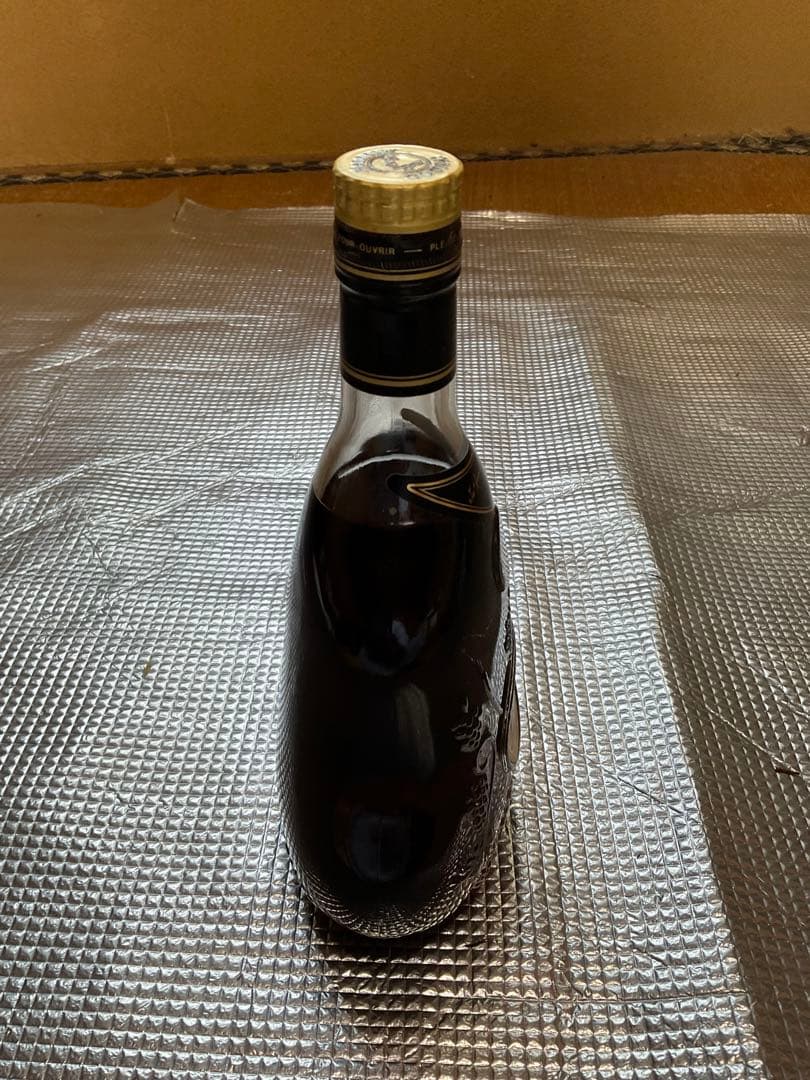 ヘネシーコニャックVS700mlスタンダードボトル　3本目【古酒　フランス】。