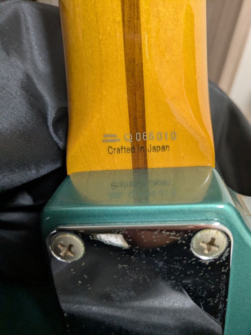 Fender Japan ストラトキャスター　 エレキギター　 レアカラー