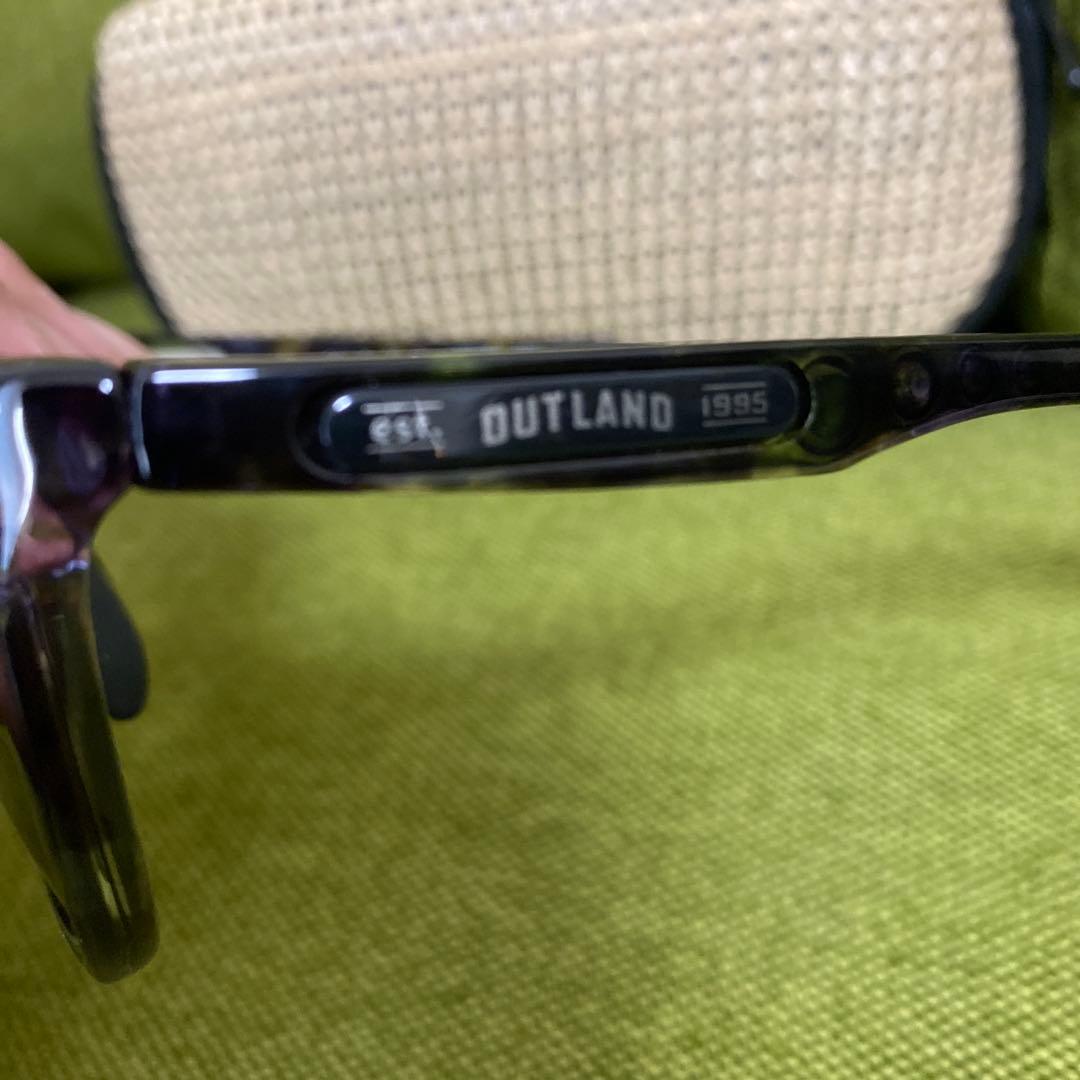 OUTLAND 偏光サングラス ケース付き