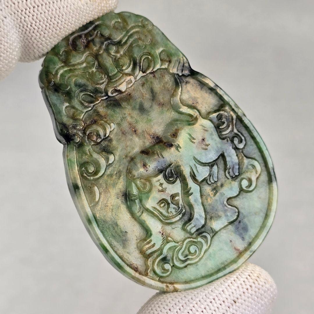 本物天然古翡翠 両面細工手彫 清 祥雲寅虎紋 玉佩 象嵌物 根付 貴重