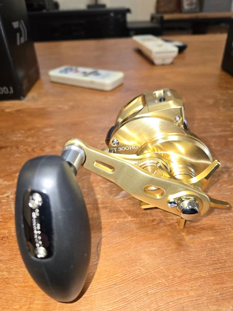 シマノオシアコンクエストCT300HG ダイワシーボーグ200Jリミテッド