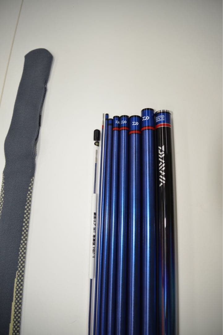 【極美品】DAIWA 銀影AIR MT 急瀬抜H87 Y8.7m 鮎竿