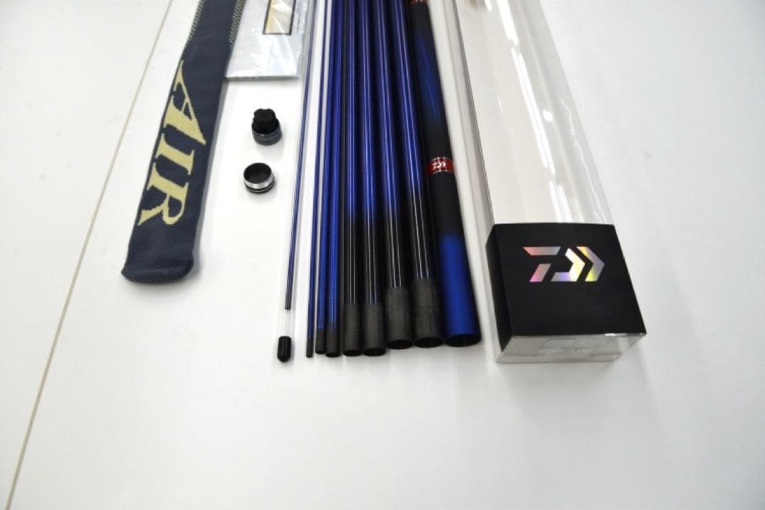 【極美品】DAIWA 銀影AIR MT 急瀬抜H87 Y8.7m 鮎竿