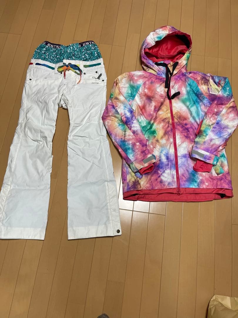 エスティロ　女性スキーウェア　ピンク