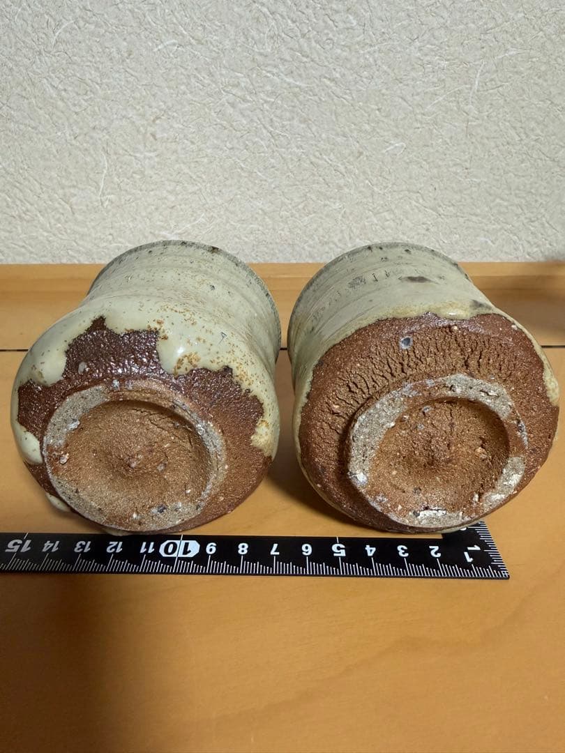 井上東也作　唐津焼　湯呑　コップ　陶磁器　骨董　こつとう