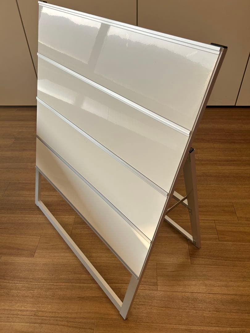 A4サイズ カードケーススタンド看板 規格:A4横×12枚 片面 タイプ