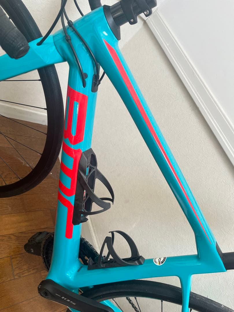 【年末値下げ】BMC TEAM MACHINE SLR FOUR