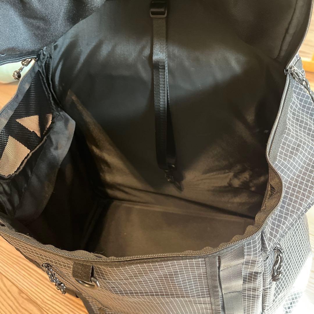 SPUTNIK ペットキャリー ブラック チェック柄　新品　中型犬