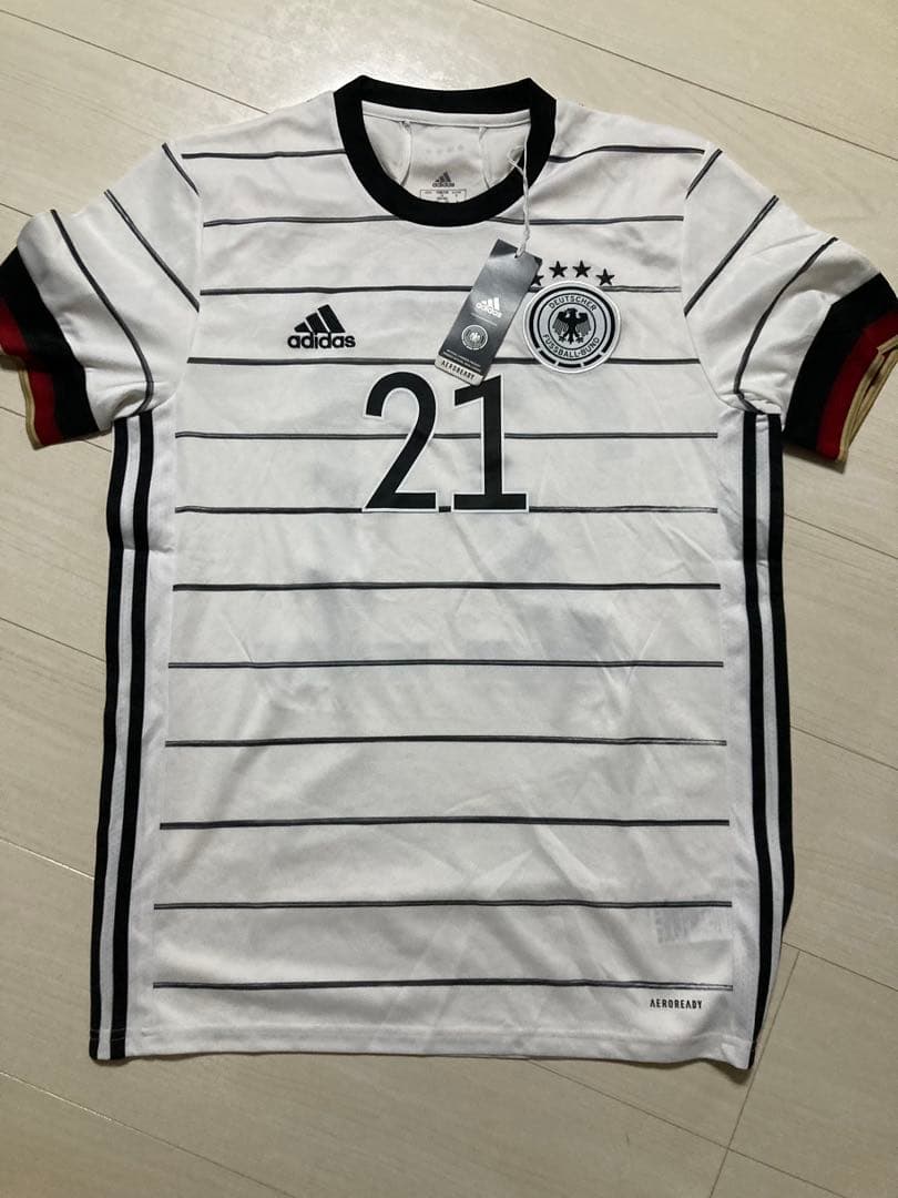 【新品未使用タグ付き】ドイツ代表2020ホームユニフォーム21番ギュンドアン