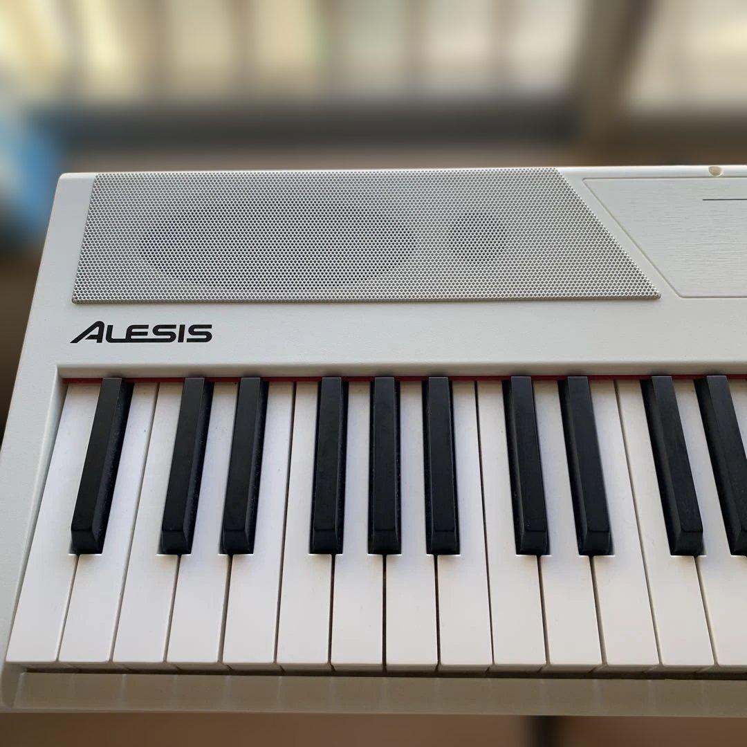 Alesis アレンジ　電子ピアノ　88鍵 ホワイトキーボード