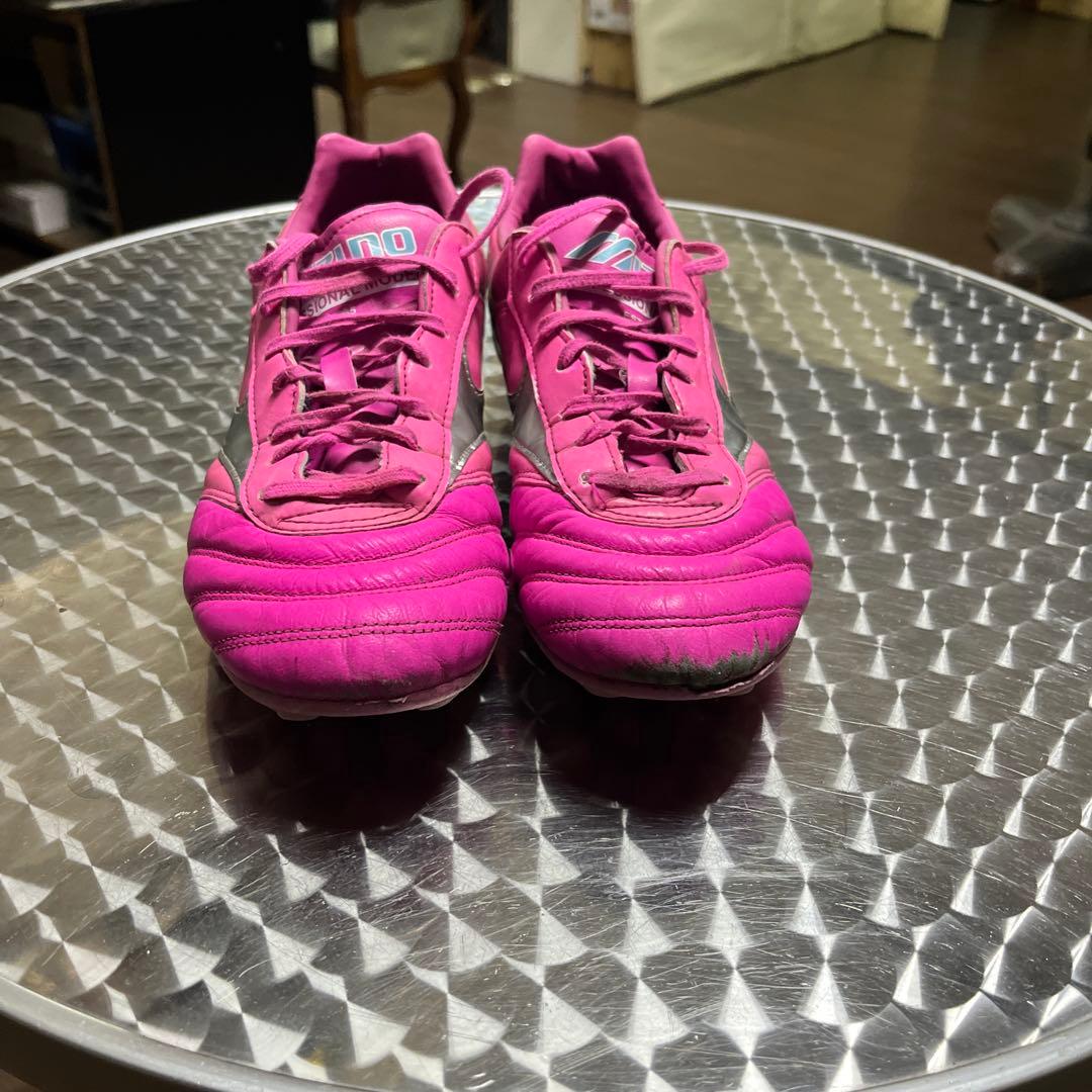 ミズノモレリア 海外限定カラー