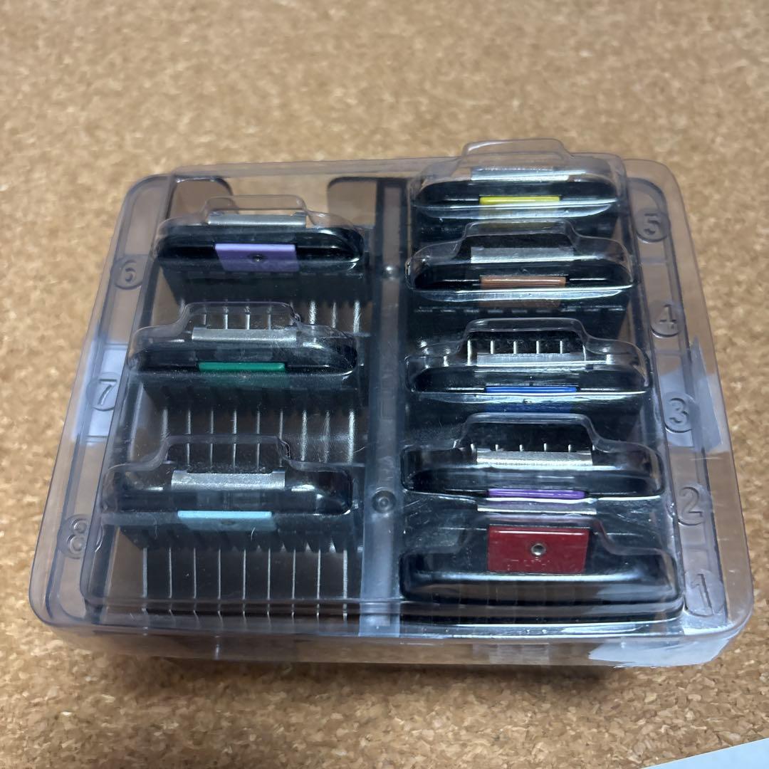 WAHL コード式クリッパー KM10 ＋ステンレスアタッチメント