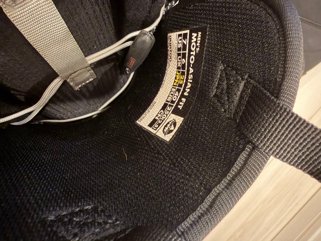 【比較的美品】Burton moto スノーボードブーツ 25cm