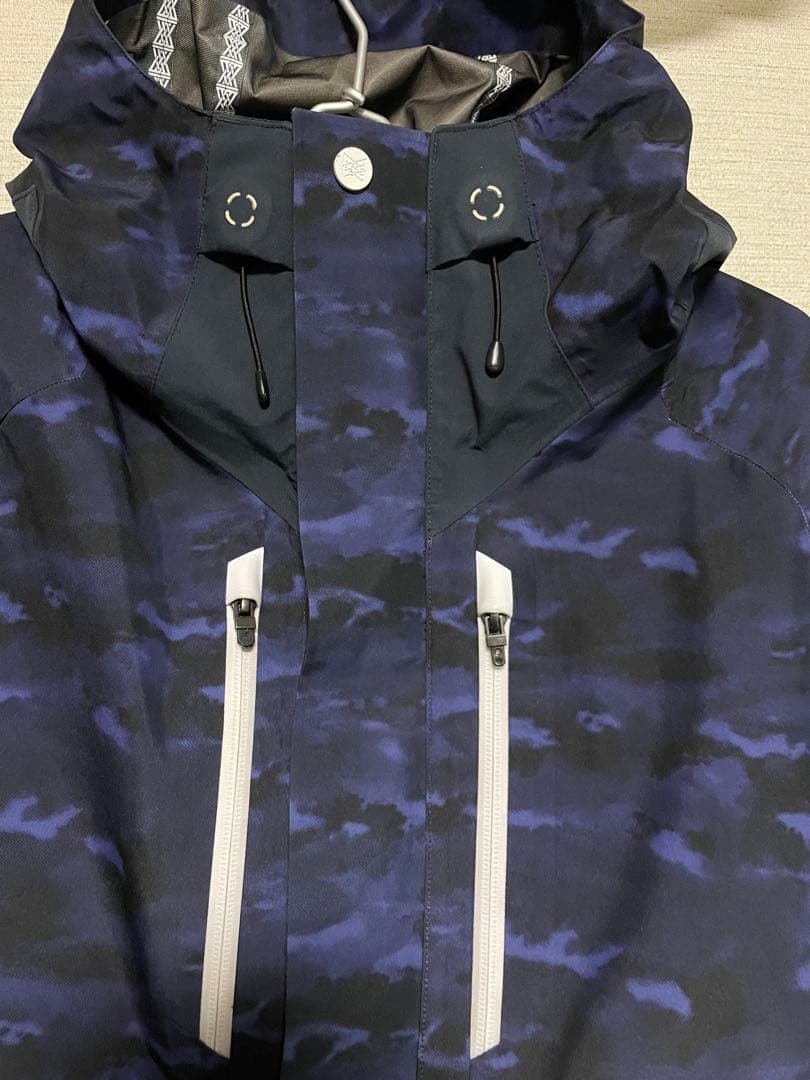 BURTON× White Mountaineering　Ｌ　ゴアテックス