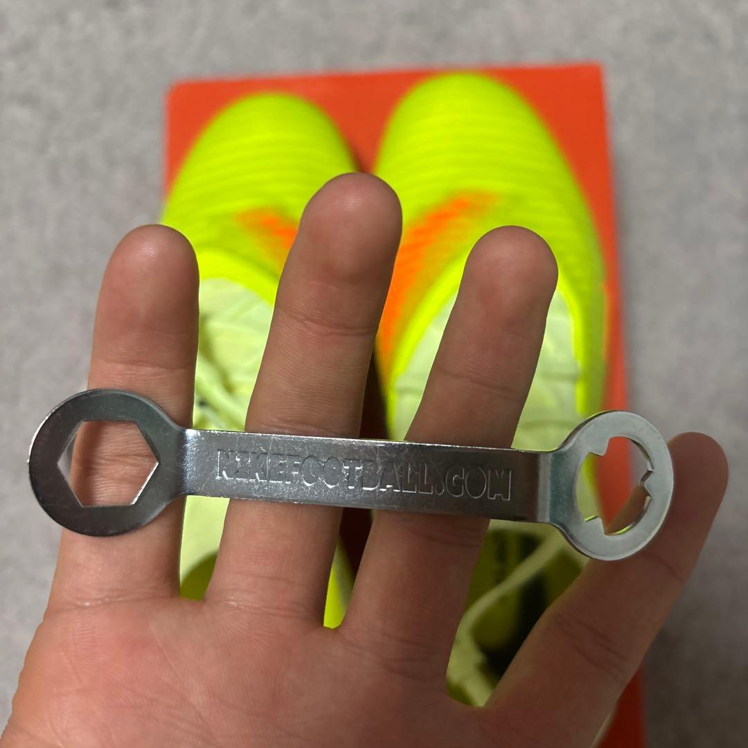 シューズ PHNTOM 6 LOW ELITE SG-PRO P