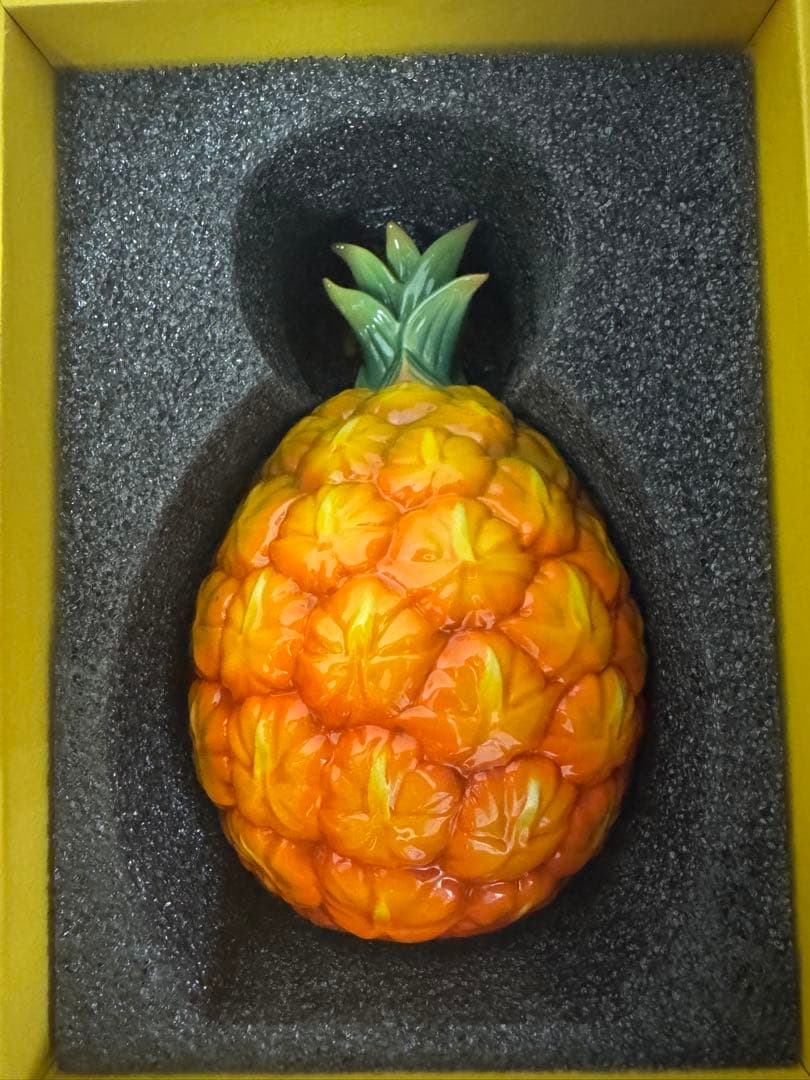 フランツ　パイナップル　置物