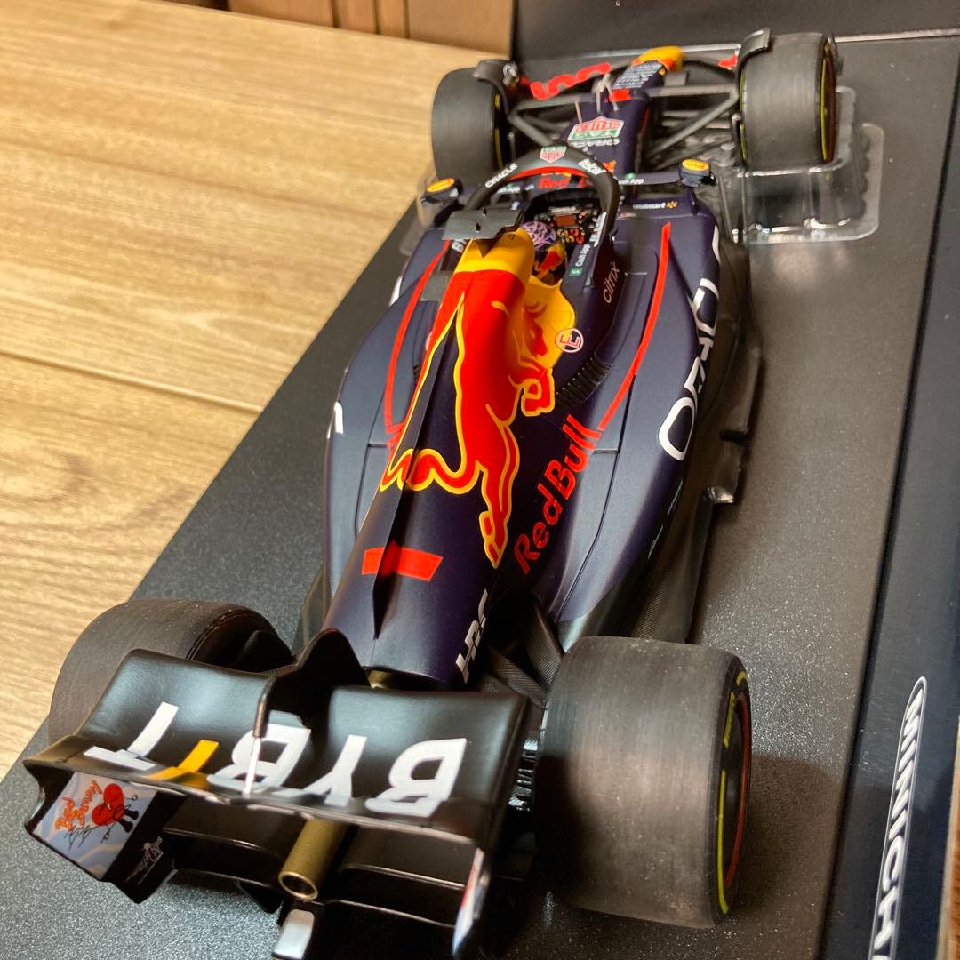 ミニチャンプス1/18OracleRedBullRacingRB18 2022