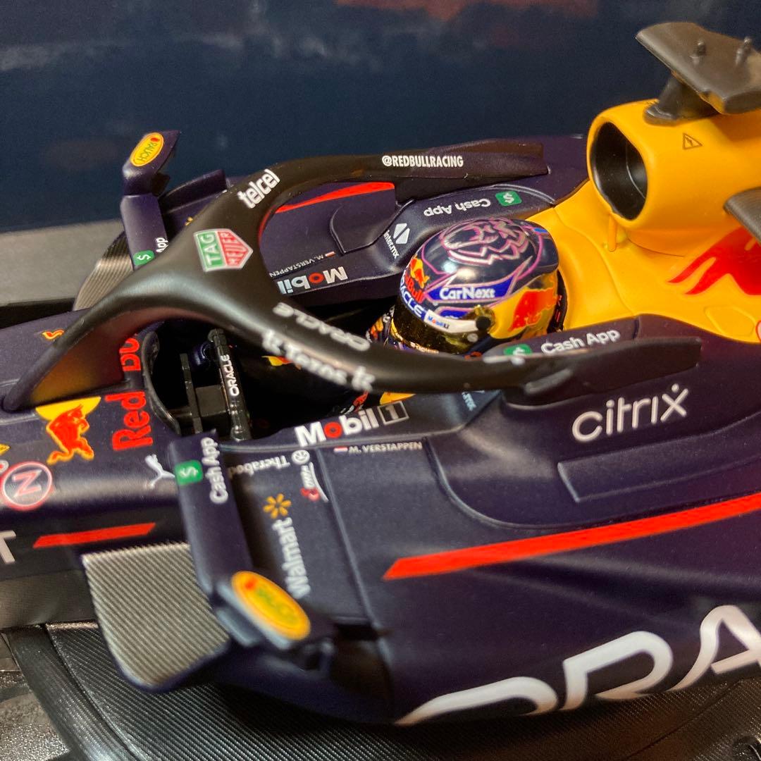 ミニチャンプス1/18OracleRedBullRacingRB18 2022