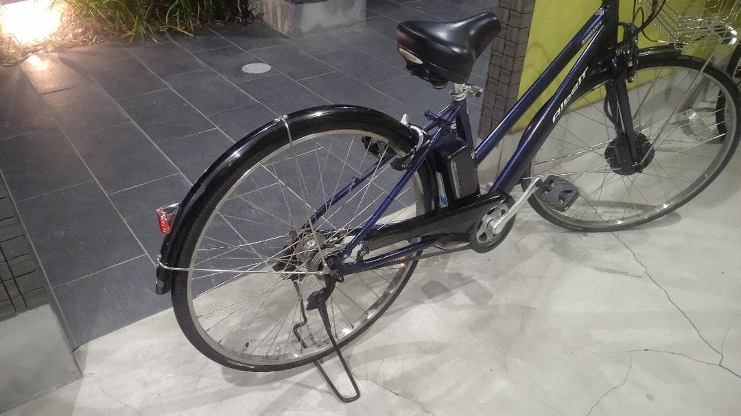 2022年　アルベルトe　回生充電機能付き　27インチ　ブリヂストン　電動自転車