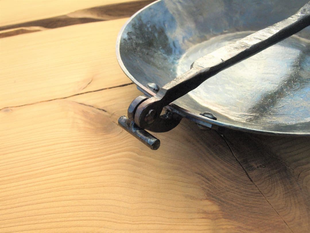 鍛造折り畳み式フライパン　ソロキャンプ焚き火キャンプギア