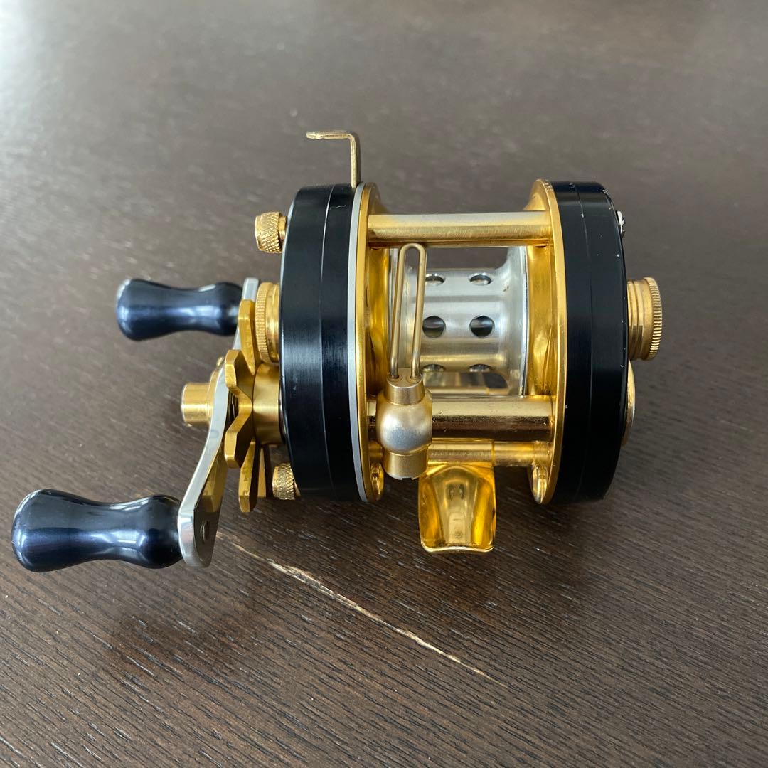 ストックルアーズ　ワリン