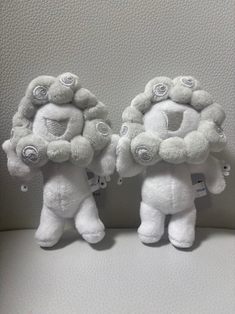 【匿名即日発送】2体セット　白ミャクミャク ボールチェーンマスコット A C