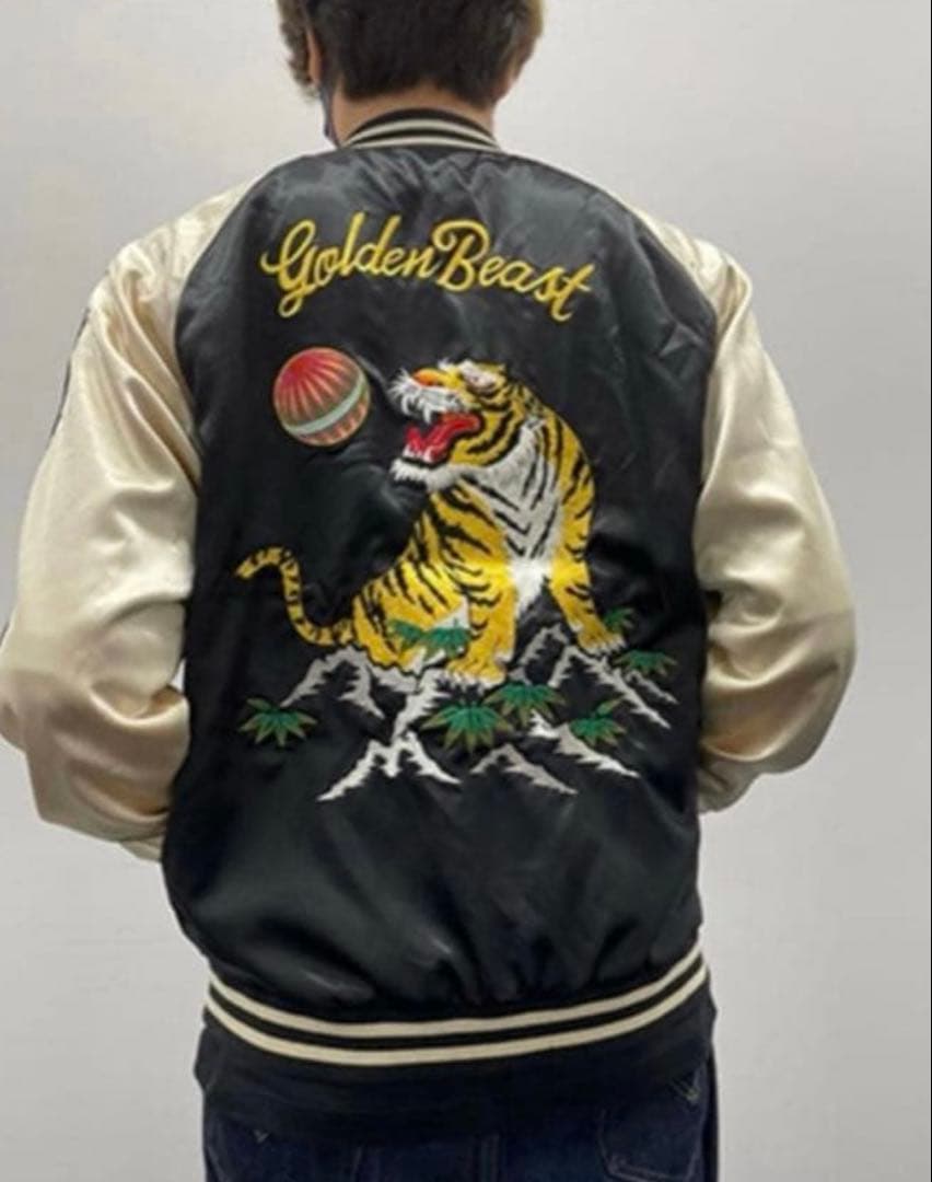 アイドルマスター シャイニーカラーズ 西城樹里　刺繍入りスカジャン　定価以下！