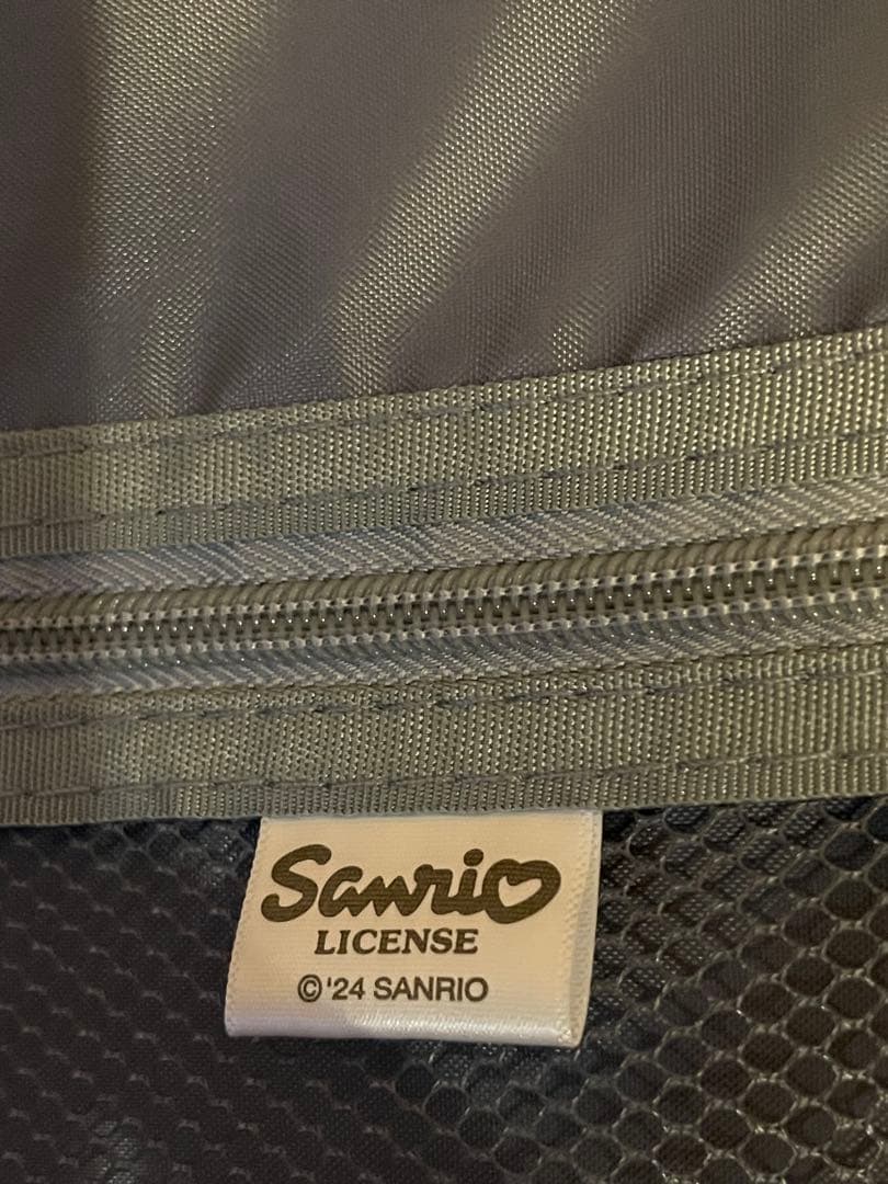 【新品】サンリオキャラクター キャリーケース キティ　クロミ　シナモン　マイメロ