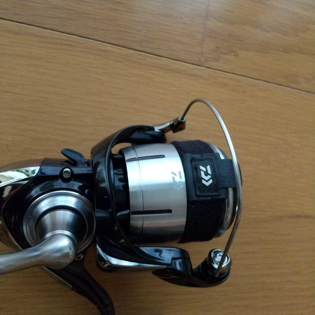 ゆ*う様 Daiwa スピニングリール ブラック/シルバー