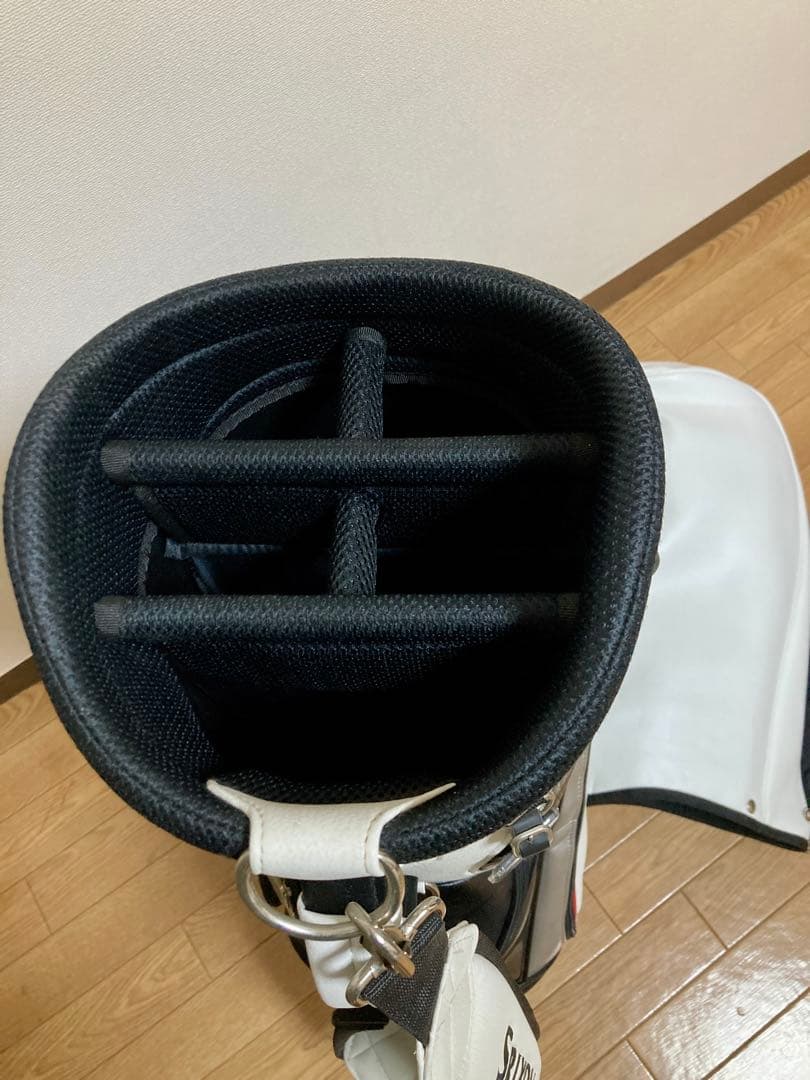 美品！SRIXON キャディバッグ 未使用保管品