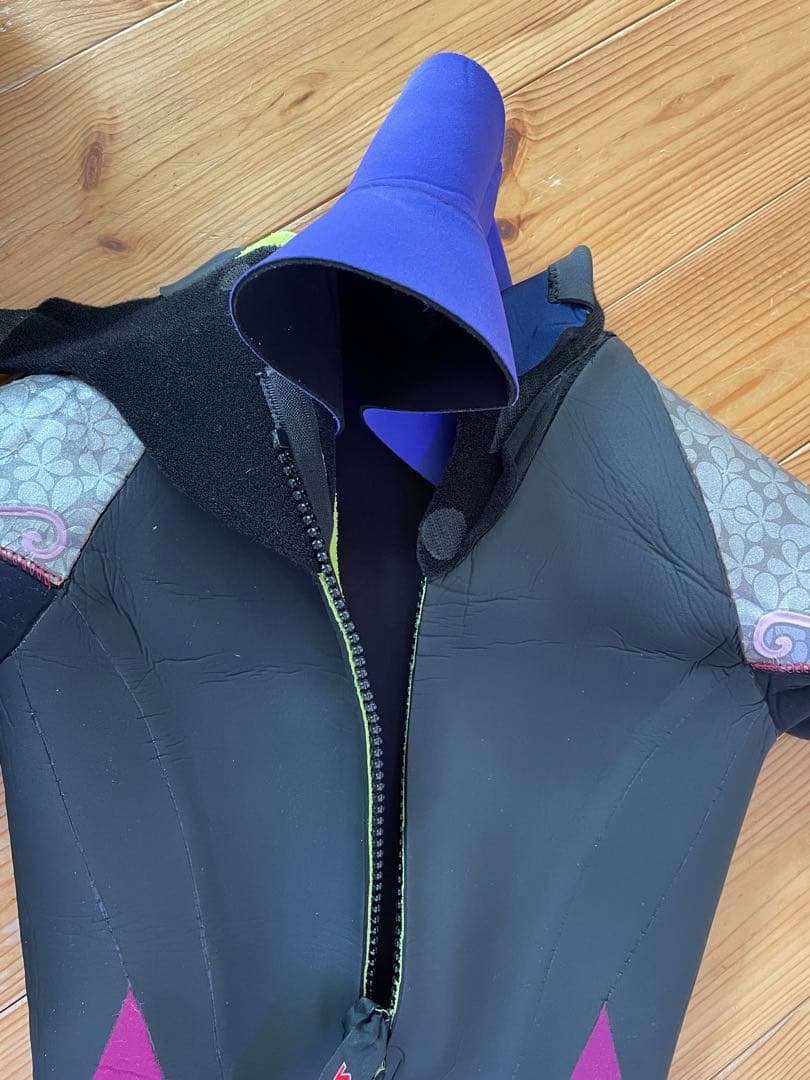 フルスーツ ウェットスーツ ブラック/パープル