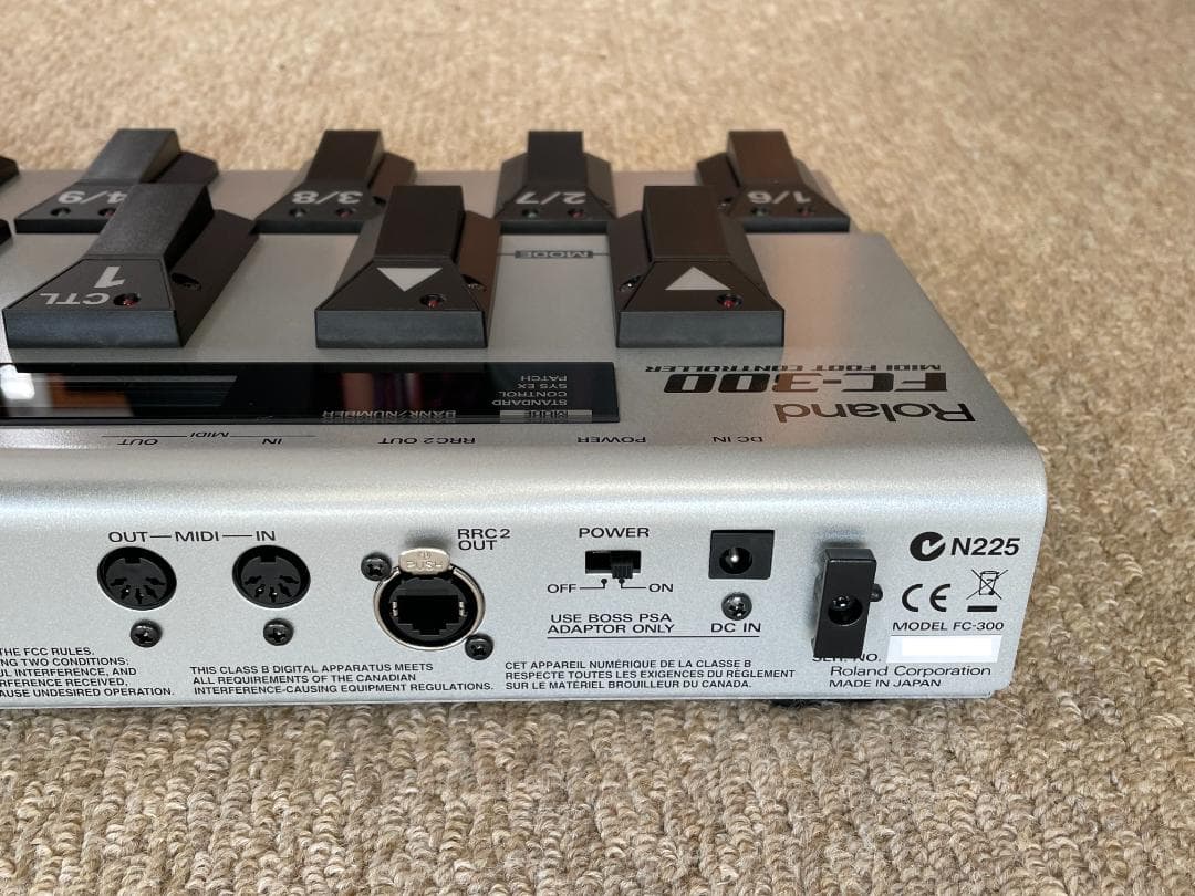 Roland FC-300 MIDIフットコントローラー