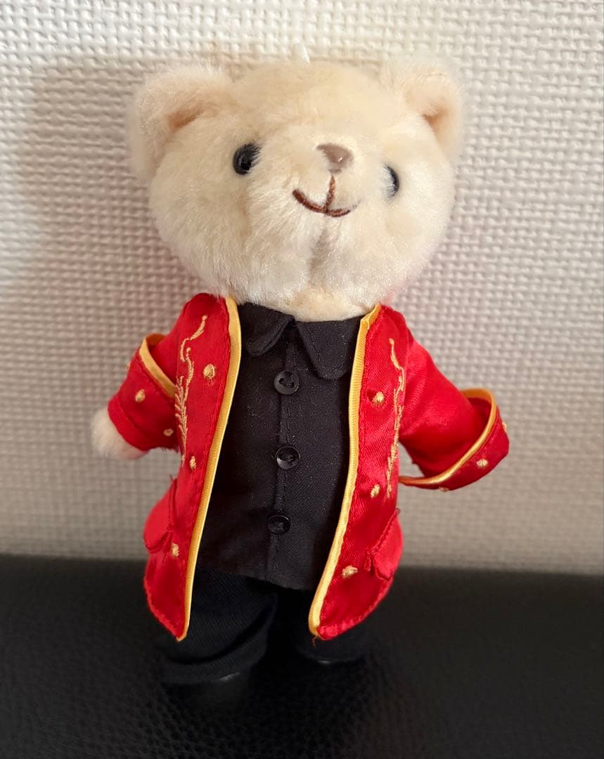 京本大我　ニュージーズ　モーツァルト　くま　ぬいぐるみ　マスコット