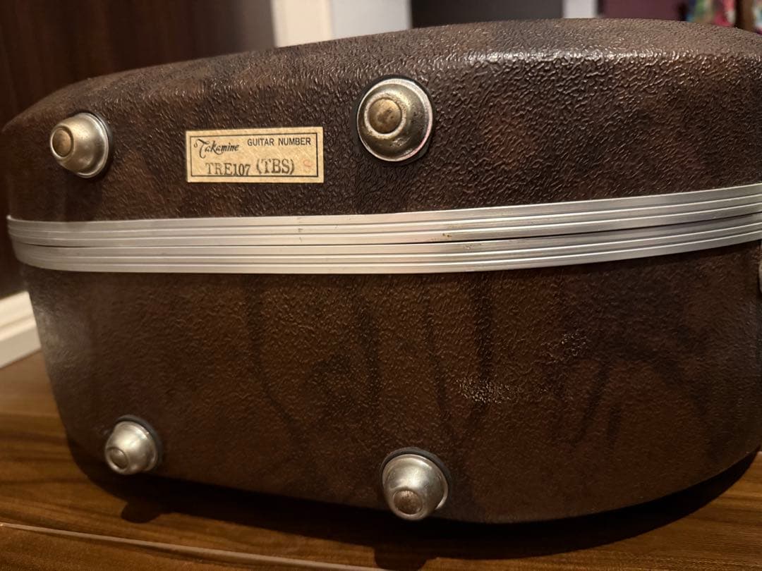 Takamine エレクトリカルアコースティックギター　PT407