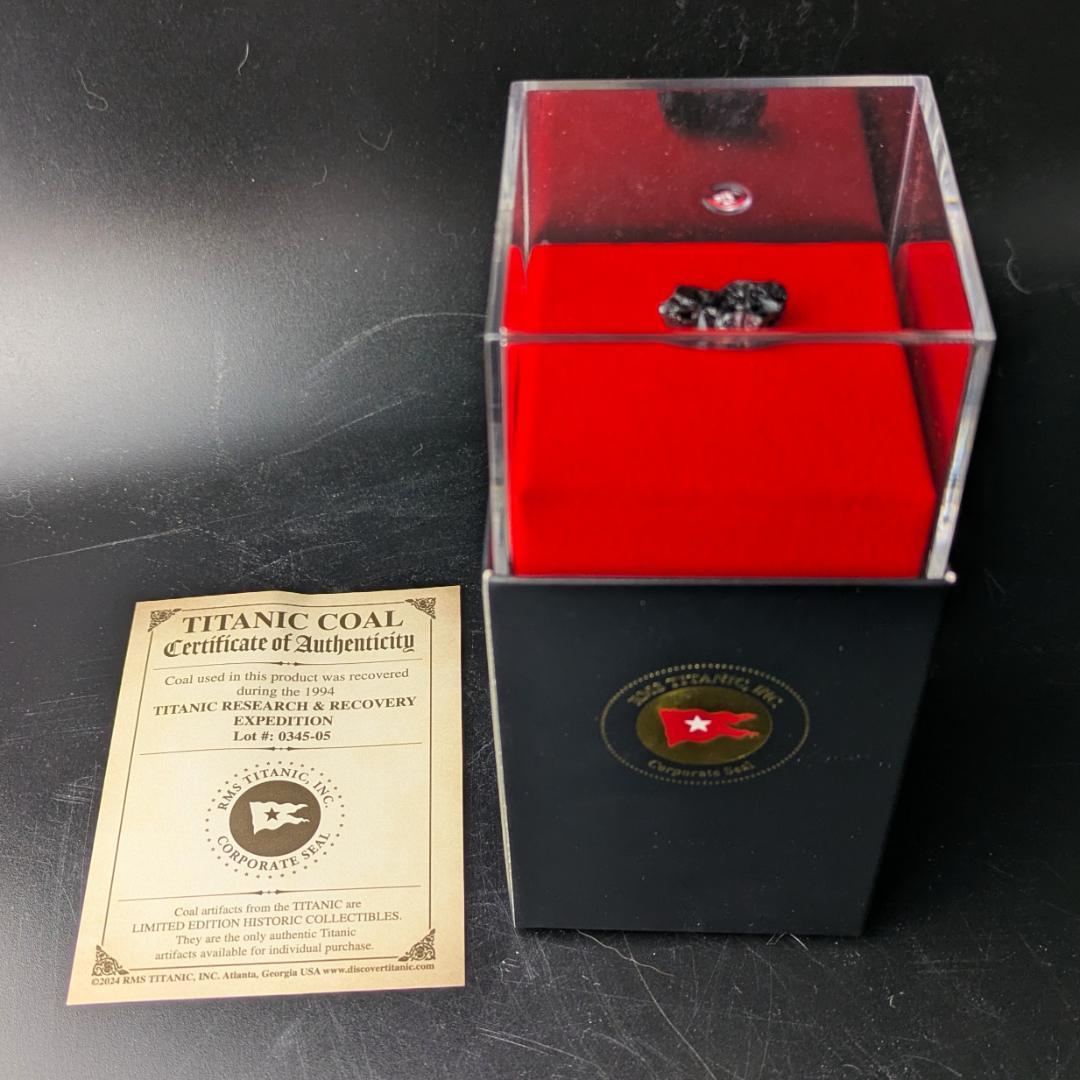 タイタニック号 引き上げ石炭 破片 COA付 1994年回収 実物資料