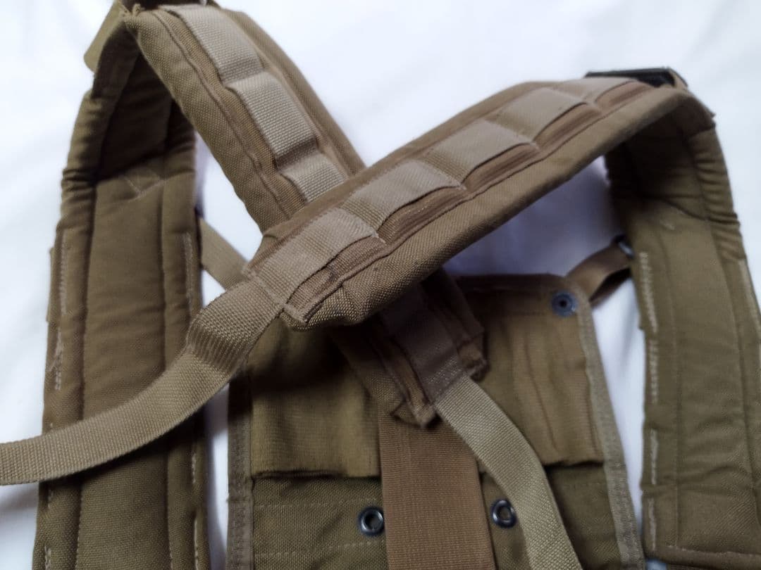 (P-11)USMC.ローデシアンリーコンベスト　海兵隊　実物　ユーズド