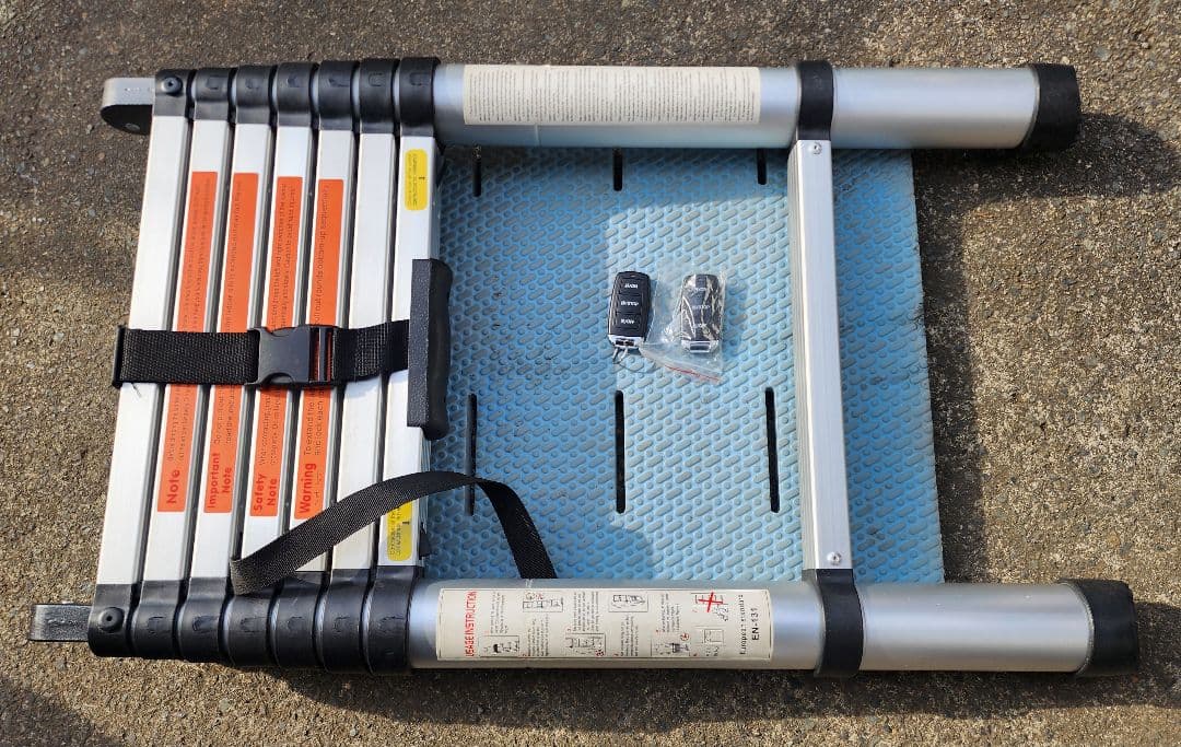 B-BASE様 GRESS電動ルーフテント