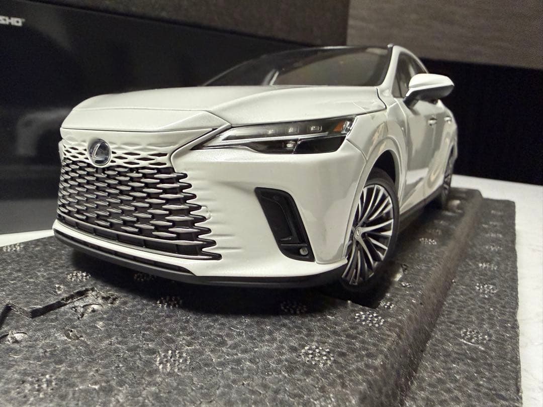 LEXUS RX 30系　ソニッククォーツ ミニカー 1/18 KYOSHO