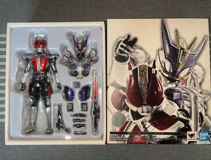 S.H.Figuarts真骨彫製法 仮面ライダー電王ソードフォーム.ガンフォーム