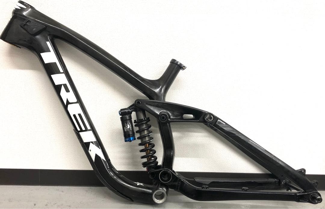 TREK session 9.9 Sサイズ