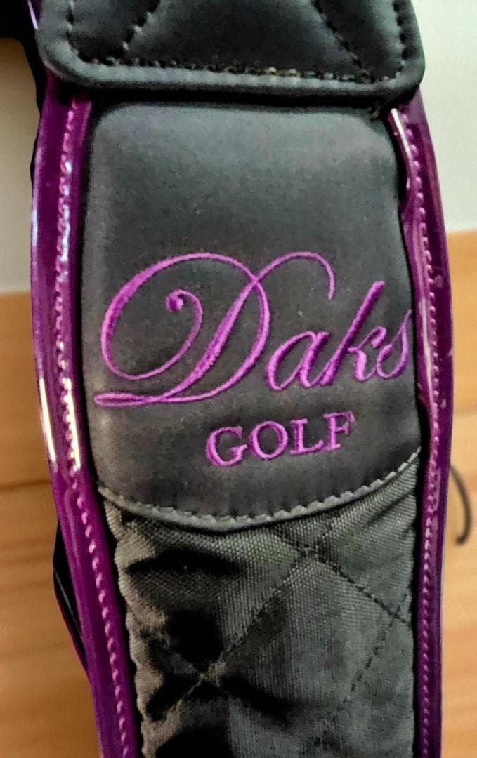 送料無料/超美品　超有名プランドDAKS ゴルフバッグ ブラック/パープル