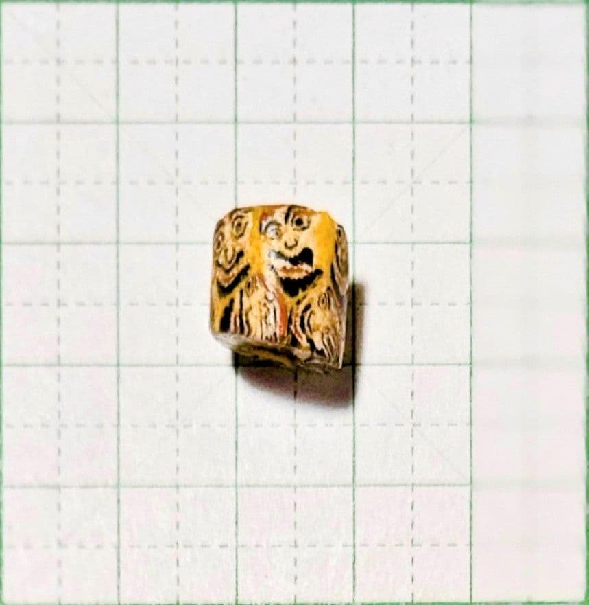 アフリカとんぼ玉　「人面」ミルフィオリ