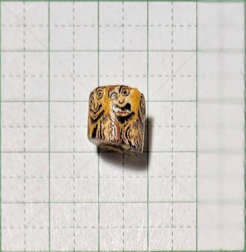 アフリカとんぼ玉　「人面」ミルフィオリ