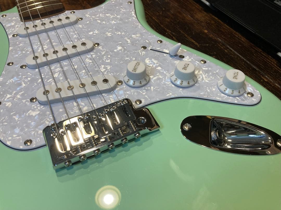 限定カラー　スクワイヤー　アフィニティ　サーフグリーン