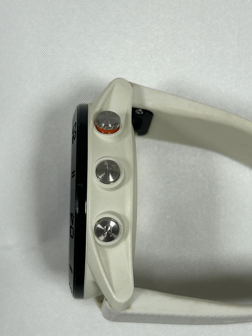 GARMIN Approach S60 GPSゴルフウォッチ　ホワイト