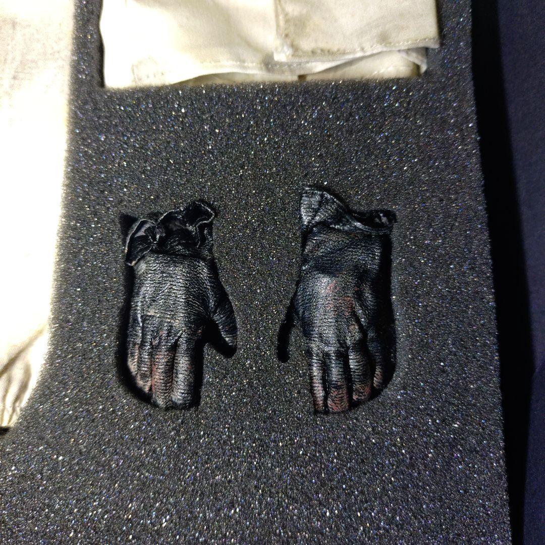 ①BOMTOYS 1/6 ゾンビ　フィギュア　バイオハザード