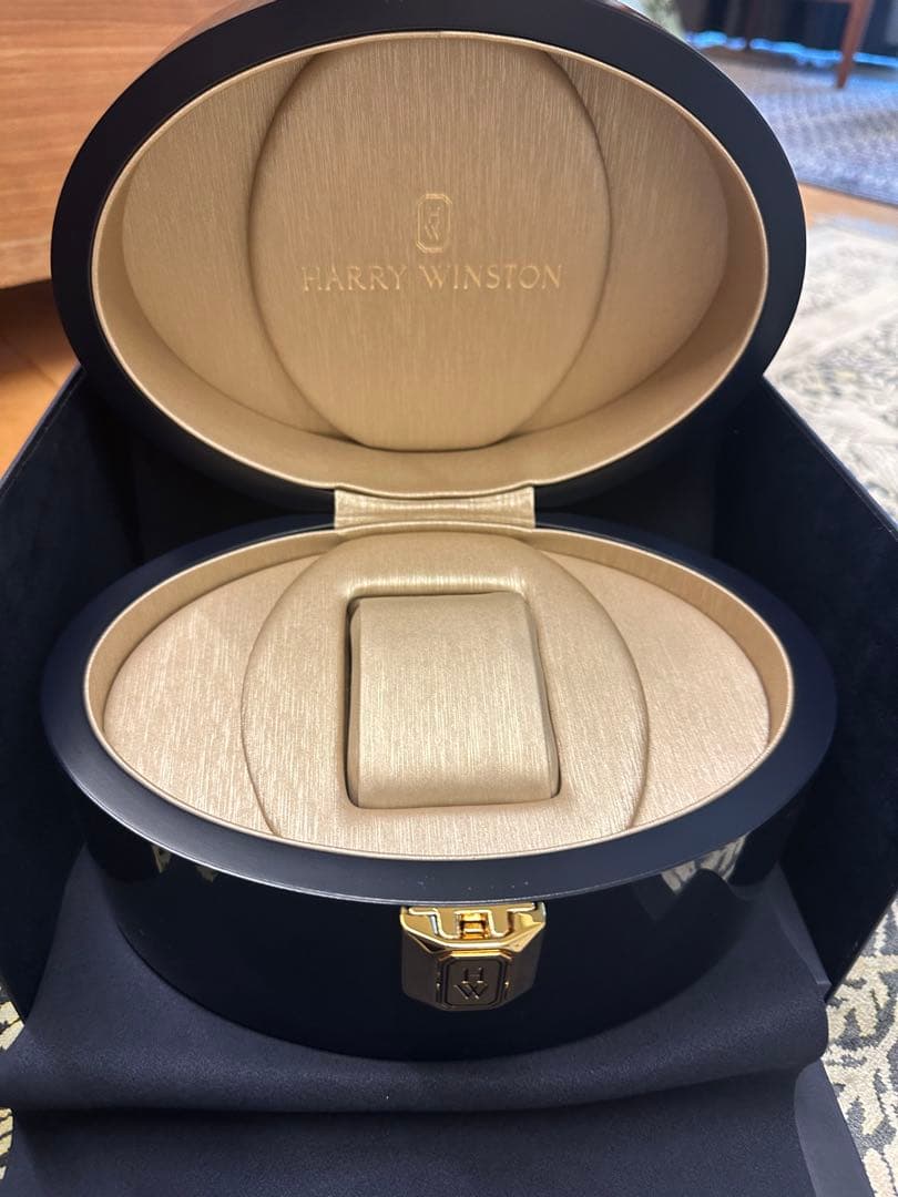 HARRY WINSTON 時計 ギフトボックス ネイビー