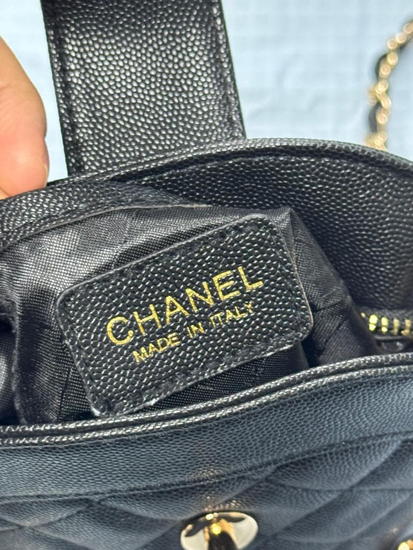 ✨新品・未使用ブラック キルティング ミニショルダーバッグdsa